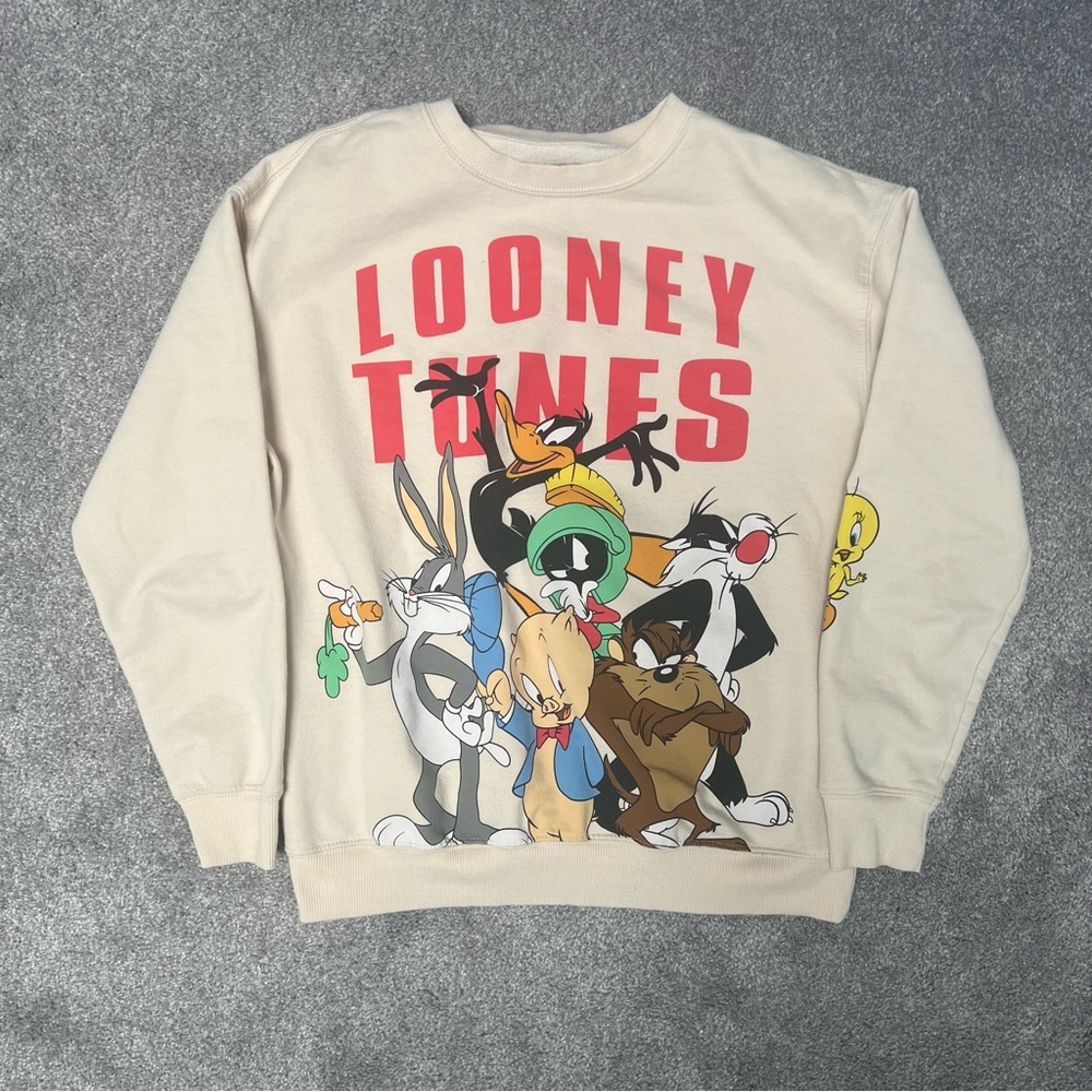 Warner Bros. Cream Sweater Looney Tunes Graphic shirt cartoon characters size S
